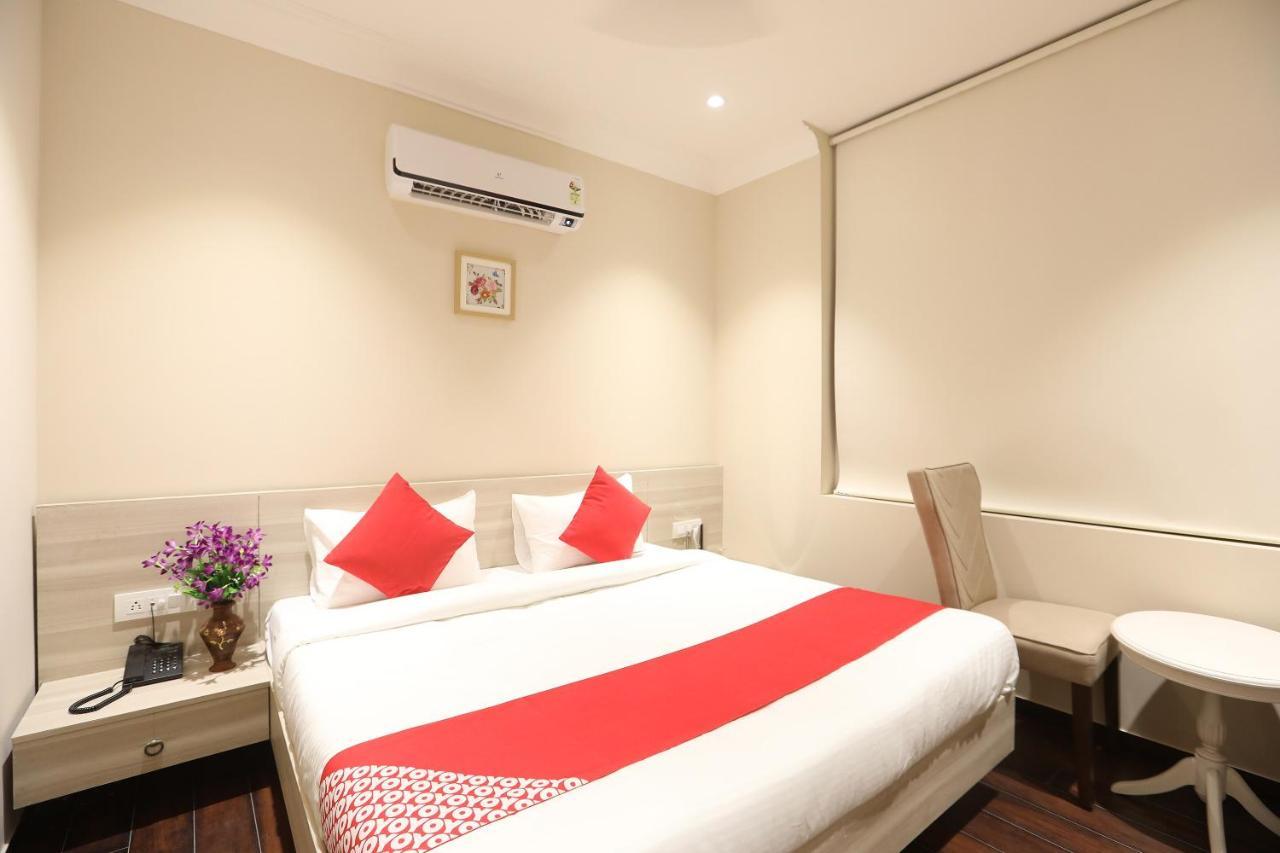 Oyo 43009 The Palm Green Hotel Indraprastha Buitenkant foto