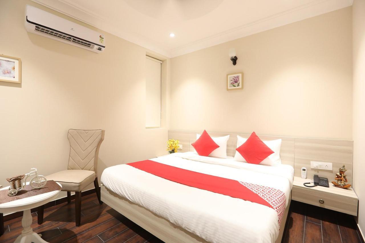 Oyo 43009 The Palm Green Hotel Indraprastha Buitenkant foto